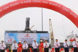 Inauguran primera fase del puerto internacional de Long An