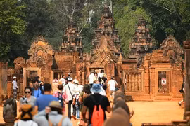 Disminución de turistas extranjeros en Camboya debido a COVID-19