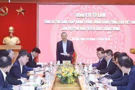 El secretario general del Partido Comunista de Vietnam, To Lam, interviene en la reunión. (Fuente: VNA)