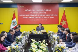 El presidente de Vietnam, Luong Cuong, en la sesión de trabajo con la empresa Viettel Perú (Bitel) (Fuente: VNA)