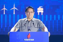 El primer ministro Pham Minh Chinh pronuncia un discurso en el evento (Fuente: VNA)