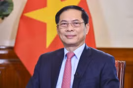 El viceprimer ministro y canciller de Vietnam, Bui Thanh Son, visitará Australia del 16 al 19 de octubre de 2024 (Fuente: VNA)