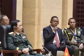 El vicesecretario de la Comisión Militar Central y ministro de Defensa, general Phan Van Giang, en la reunión (Fuente: VNA)