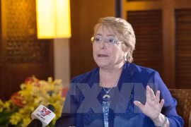 Presidenta chilena aprecia papel de Vietnam como país anfitrión del APEC 2017