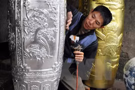 Aldea Kieu Ky: lugar donde el laminado de oro se convierte en arte