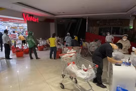 Ciudad Ho Chi Minh: espíritu de solidaridad en los momentos más duros