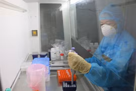 Fallece una trabajadora vietnamita tras una semana de contraer el COVID-19