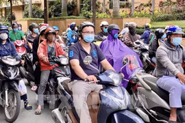 Vietnam intensifica medidas de prevención y control del COVID-19