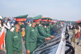 Presentan al público de Lam Dong la tradición heroica de las generaciones jóvenes vietnamitas