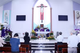 Católicos en Ciudad Ho Chi Minh conmemoran a víctimas fatales por el COVID-19
