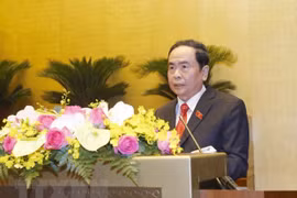 Asamblea Nacional de Vietnam elige a vicepresidentes y miembros del Comité Permanente 