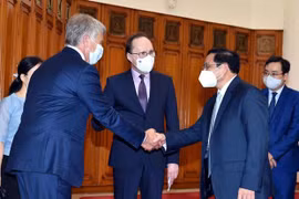 Exhortan a Rusia a priorizar suministro de vacunas a Vietnam