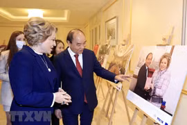 Dos décadas de asociación estratégica Rusia-Vietnam a través de fotos de TASS y VNA