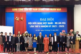 Por promover el papel de puente de conexión entre Vietnam y Myanmar