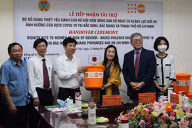 UNFPA ofrece asistencia a mujeres y niños vietnamitas