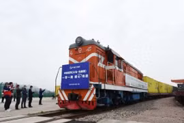 China abre ruta de tren de carga vinculada con países de la ASEAN