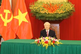 Máximos dirigentes partidistas de Vietnam y Cuba abogan por estrechar aun más los lazos bilaterales