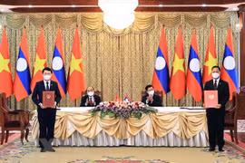 Localidades vietnamita y laosiana buscan profundizar cooperación