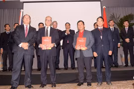Vietjet firma acuerdo con corredores de seguros del Reino Unido