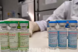 Inician proceso de ensayo clínico de nueva vacuna vietnamita contra COVID-19