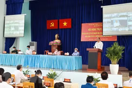 Presidente de Vietnam dialoga con electores en Ciudad Ho Chi Minh