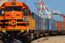 Transporte ferroviario de contenedores Vietnam-Europa facilita exportaciones del país indochino