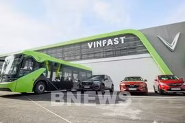 Ponen en marcha primera ruta de autobús eléctrico inteligente en isla vietnamita de Phu Quoc