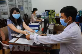 Ciudad Ho Chi Minh brinda ayuda millonaria a personas afectadas por el COVID-19