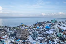 Vietnam por gestionar desechos plásticos oceánicos hacia el desarrollo pesquero sostenible