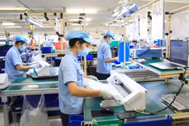 Hanoi implementa "objetivos duales" de manera resuelta