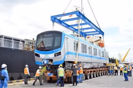 Ciudad Ho Chi Minh recibe a otros dos trenes para la línea 1 del metro