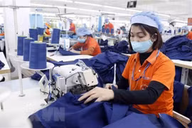 Balanza comercial de Vietnam avanza hacia récord de 600 mil millones de dólares