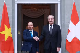 Resaltan éxito de visitas oficiales del presidente vietnamita a Suiza y Rusia 