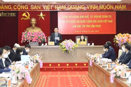 Presidente del Legislativo vietnamita trabaja en provincia de Vinh Phuc
