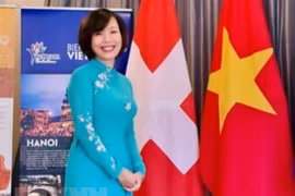 Aprecian apoyo de Suiza a Vietnam para convertirse en país industrial