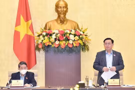 Presidente del Parlamento vietnamita propone orientaciones para desarrollo económico