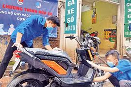 Jóvenes de Hanoi aportan al Fondo de Vacunas contra el COVID-19
