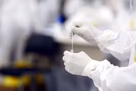 Vietnam mantiene bajo control la epidemia de COVID-19