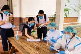 Casos diarios del COVID-19 en Laos superan el millar