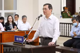Reabren juicio de primera instancia contra exministro de Industria y Comercio en Vietnam