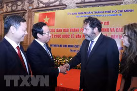 Ciudad Ho Chi Minh refuerza la cooperación con socios extranjeros 