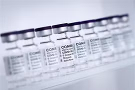 Países de ASEAN y Pfizer amplían cooperación en la lucha contra la pandemia