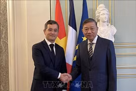 Francia dispuesta a cooperar con Vietnam en los campos de seguridad y policía