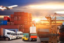 Vietnam podría lograr 600 mil millones de dólares por comercio internacional en 2021 