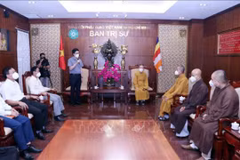 Valoran aportes de Sangha Budista de Vietnam a lucha contra el COVID-19
