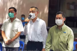 Instan a vietnamitas en Camboya a no repatriarse por vías ilegales