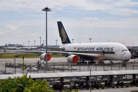 Camboya y Singapur buscan convivir gradualmente con el COVID-19 