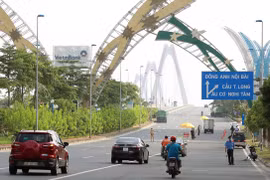 Hanoi facilita circulación de personas y vehículos en puntos de control epidémico