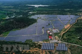 Vietnam y Canadá consideran cooperación en energía limpia
