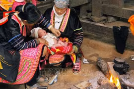 ONU lanza proyecto millonario para mejorar salud materna de minorías étnicas en Vietnam